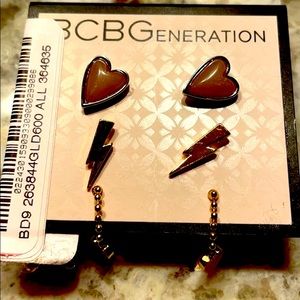 BCBG ❤️ heart ❤️ 3 pair set.